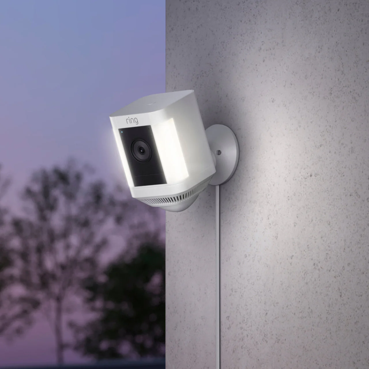 4-Pack Spotlight Cam Plus Plug-In - Image 6